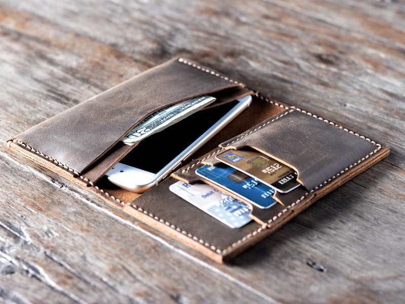 Custom iPhone 6 Leather Wallets For Men and Women | Gifts For Men